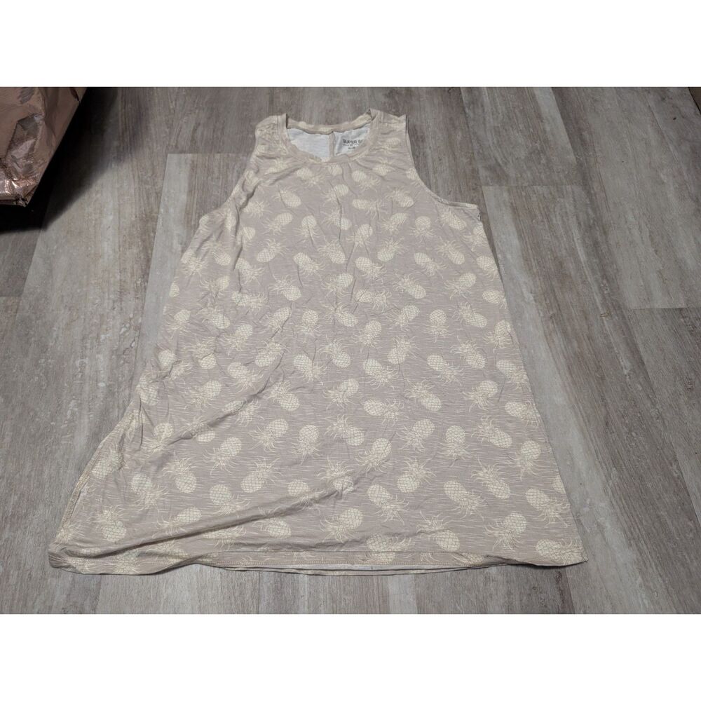 pineapple tank top